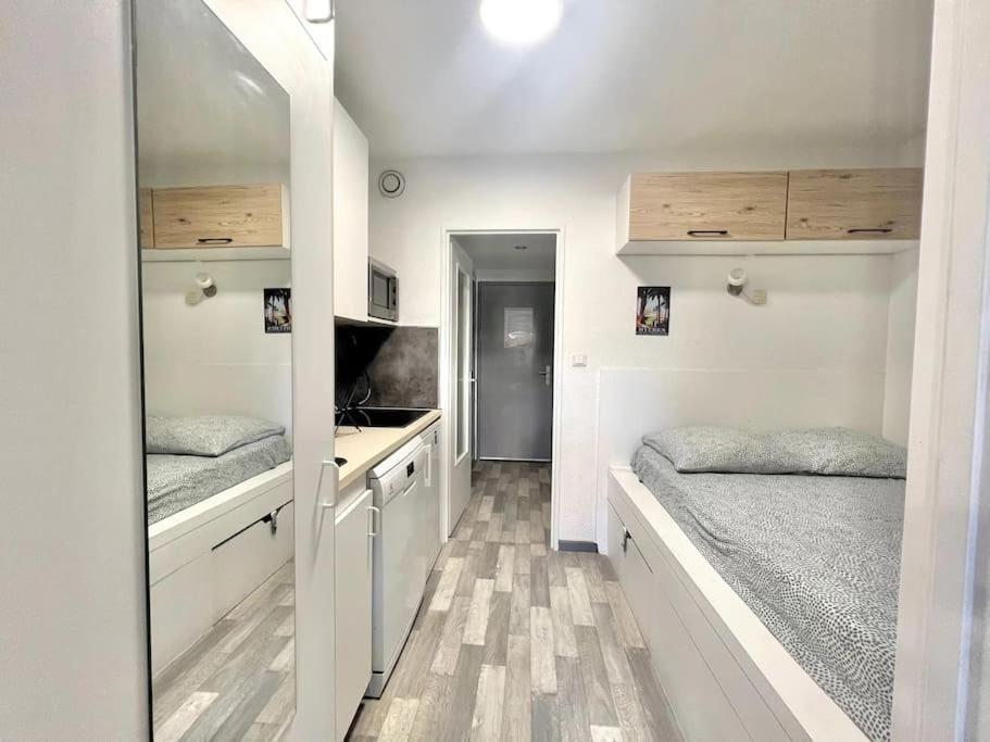 Appartement Port De Hyeres 4 Personnes Bagian luar foto